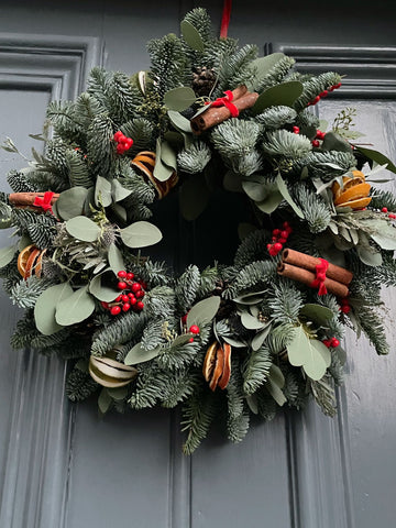 Classic Christmas Traditional Wreath